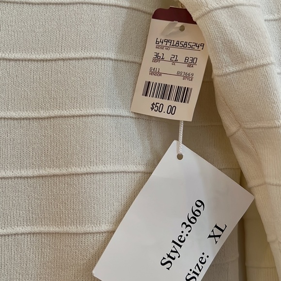 💐SALE💐BEAUTIFUL JOSEPH A CRÈME 3/4 SLEEVE TOP - Picture 4 of 5